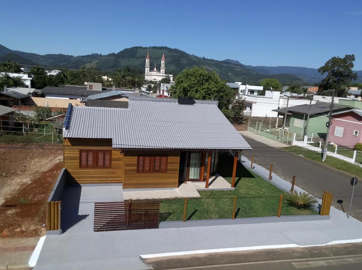 Canyons Guest House Praia Grande  Buitenkant foto