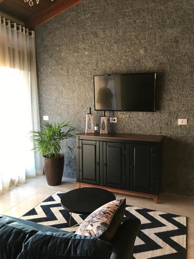 Canyons Guest House Praia Grande  Buitenkant foto