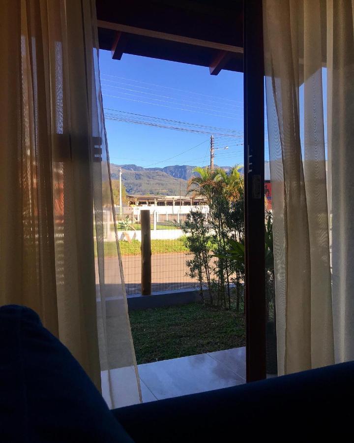 Canyons Guest House Praia Grande  Buitenkant foto