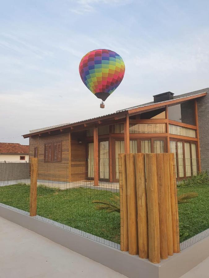 Canyons Guest House Praia Grande  Buitenkant foto